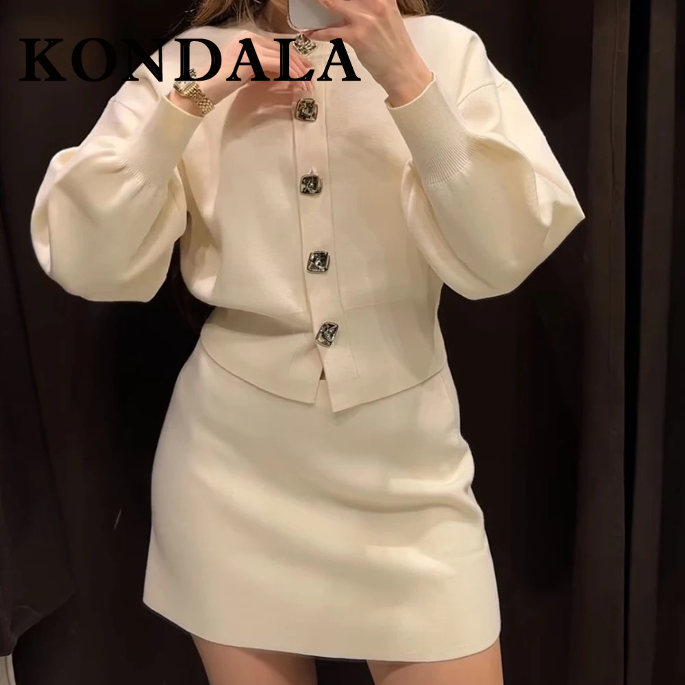 Fashion Street Night - KONDALA Elegancki, luksusowy, biały komplet: dzianinowa